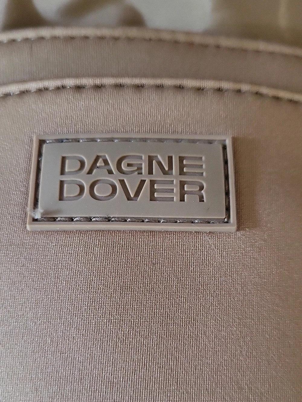 Dagne Dover compact drawstring